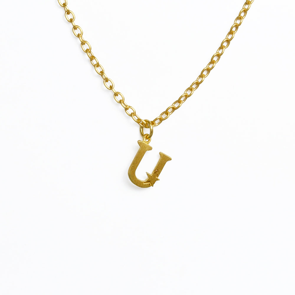 アルファベット U チャーム ペンダント - マリーエレーヌ ドゥ