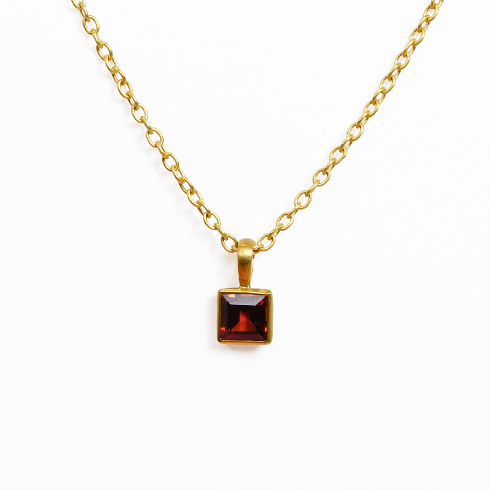 ガーネット “ヴェネツィア” ペンダント - マリーエレーヌ ドゥ