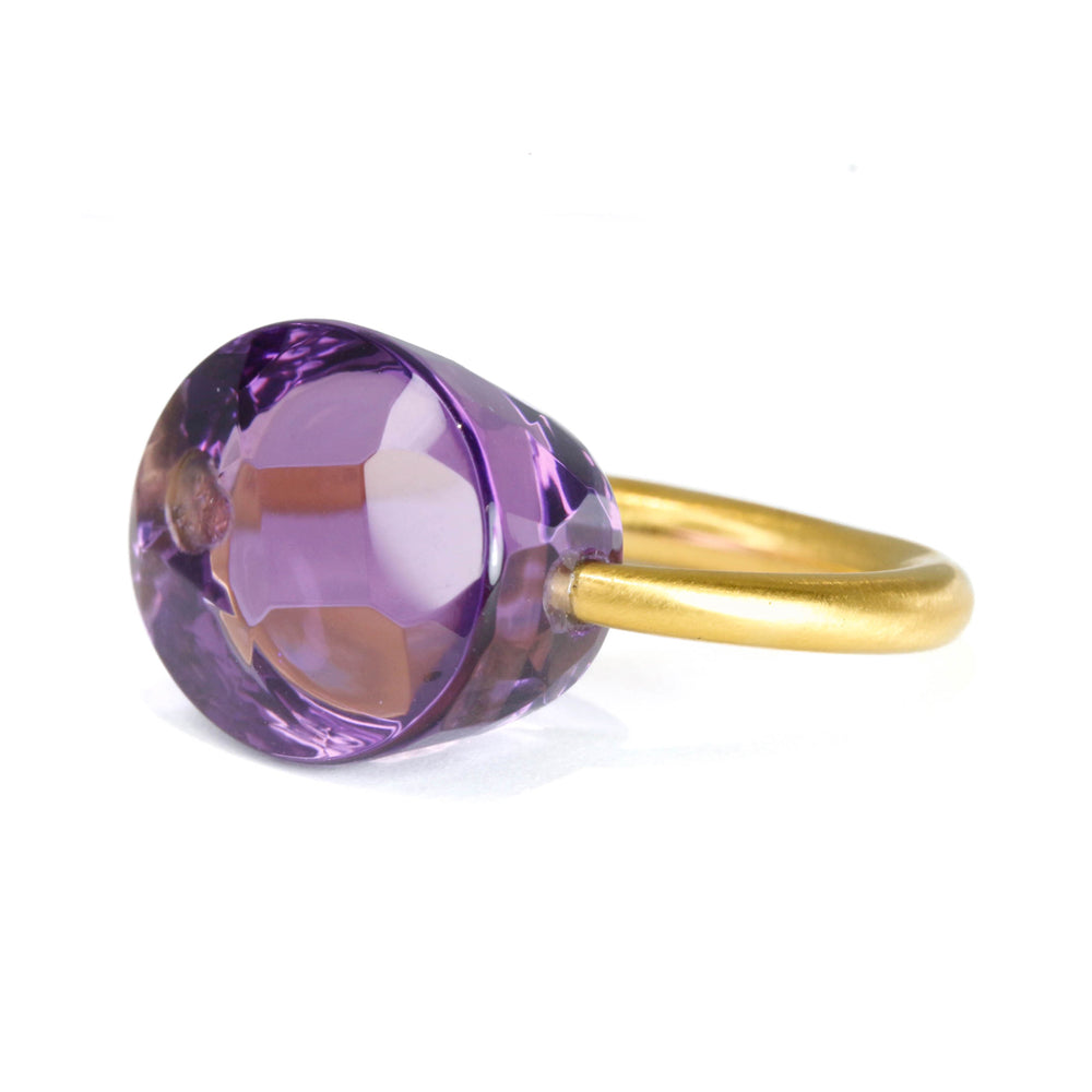 アメシスト ”カボション” リング - マリーエレーヌ ドゥ タイヤック