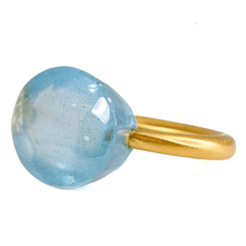 ミルキーアクアマリン ”カボション” リング - マリーエレーヌ ドゥ