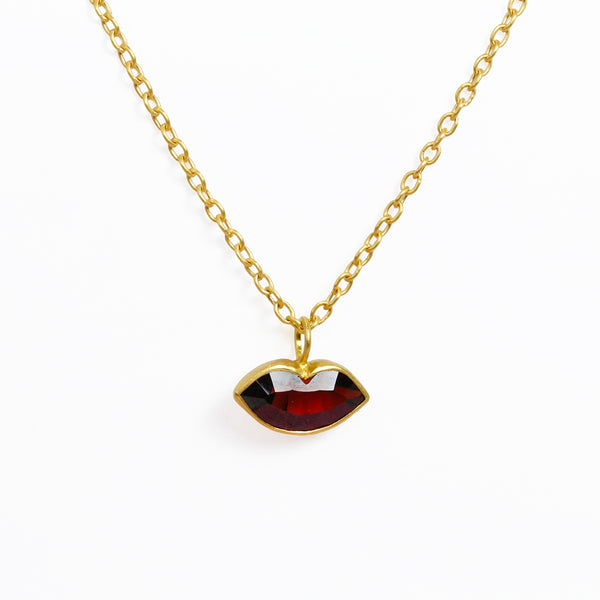 ガーネット スモール "テンダー・キス" ペンダント GARNET
